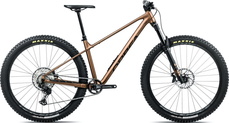 LAUFEY H-LTD Cinnamon Black